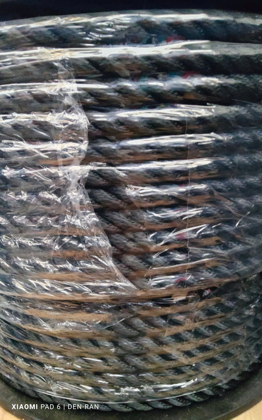 Amarre Polyester toronné 3 torons.