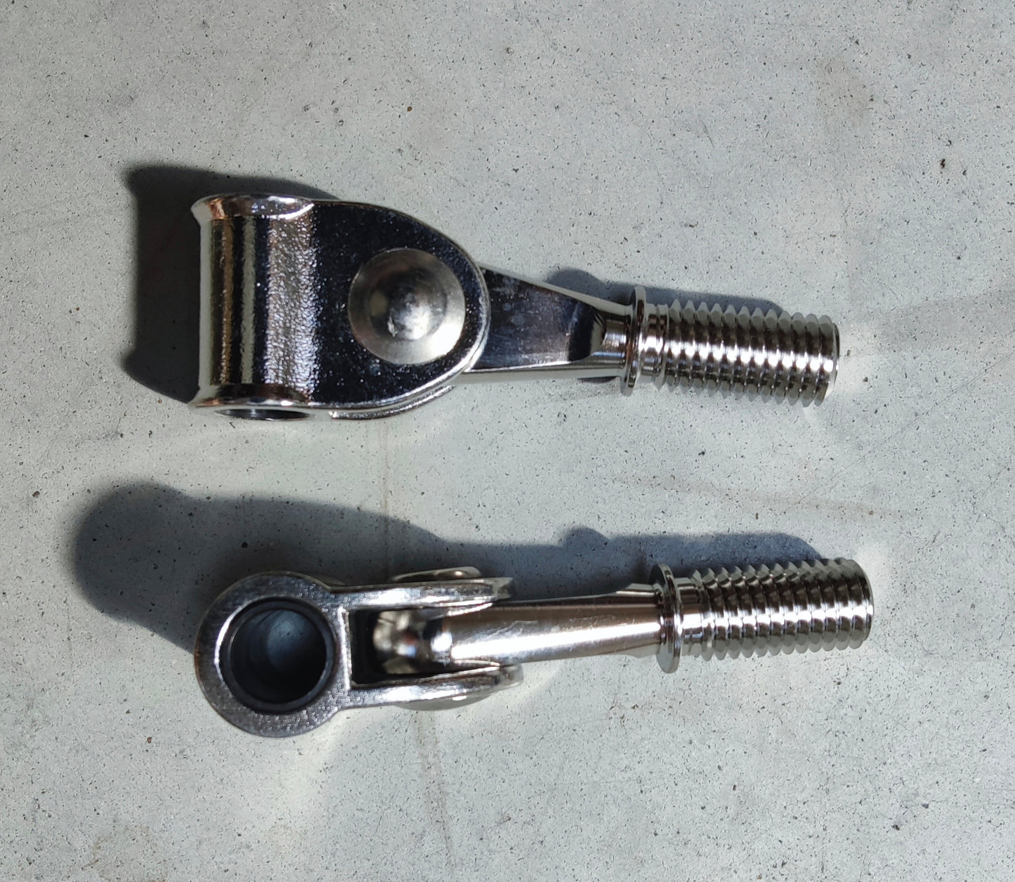 Embout tige filetée M12