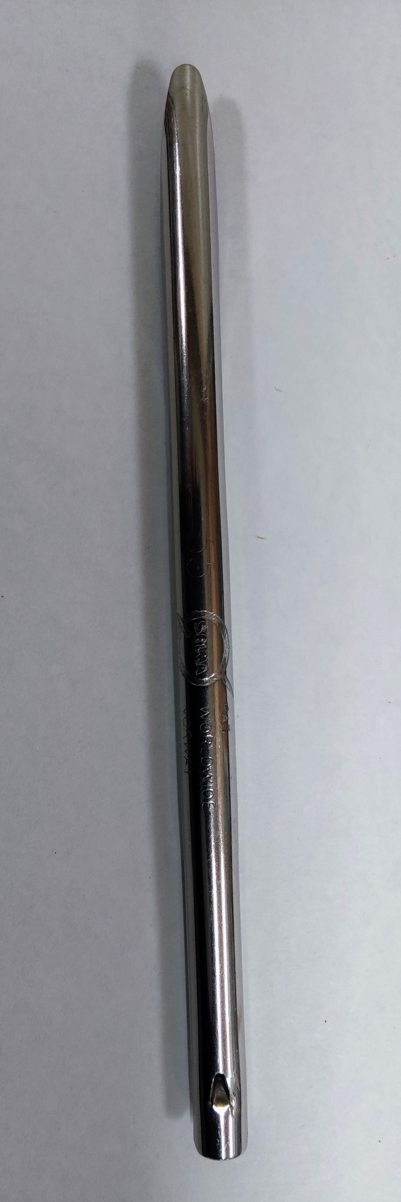 Aiguille creuse pour épissure