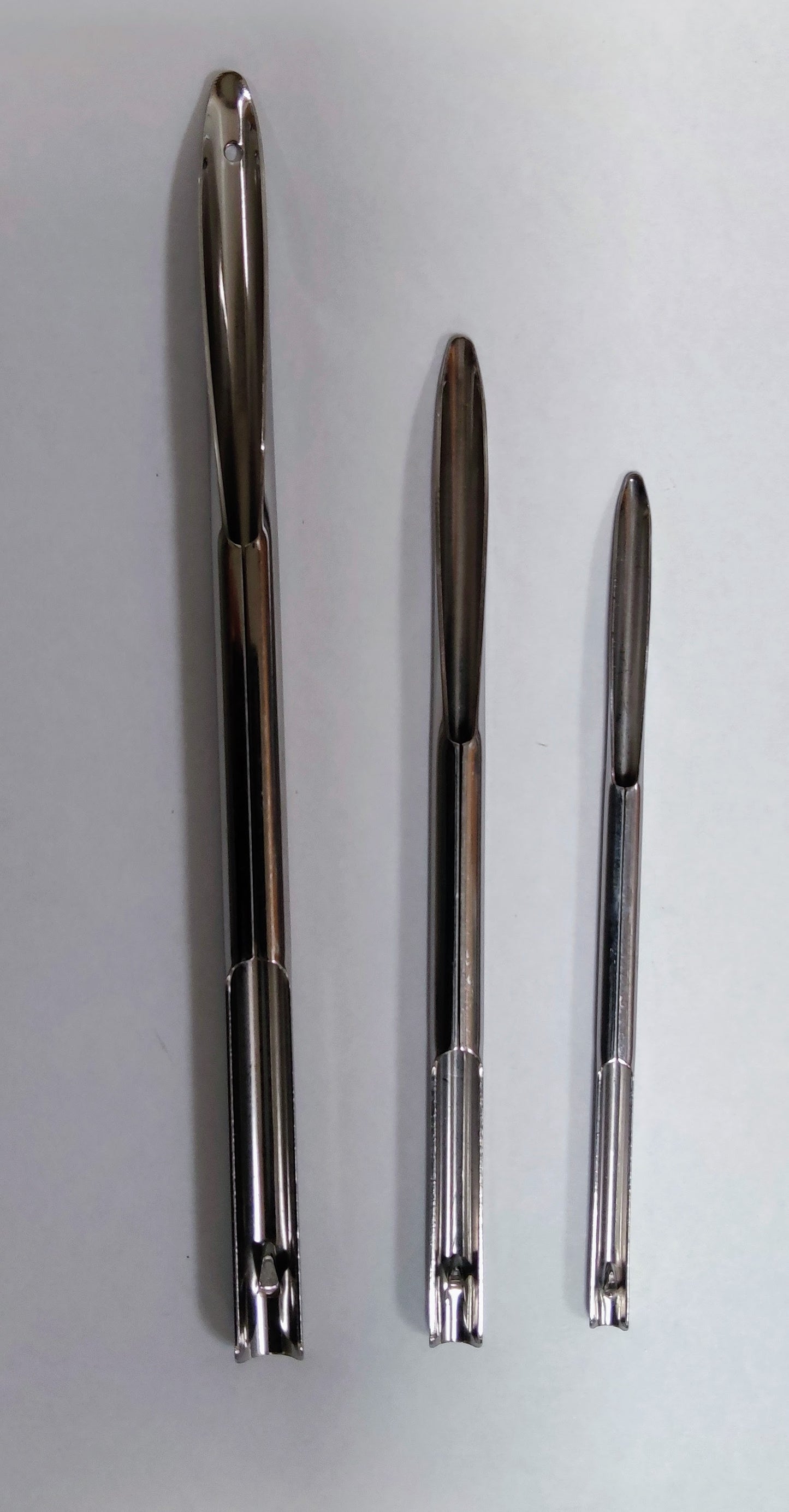 Aiguille creuse pour épissure