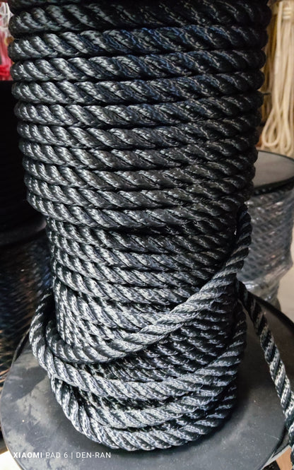 Amarre Polyester toronné 3 torons.